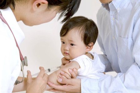 Cần cập nhật lịch tiêm vắc -xin để đảm bảo tiêm đúng thời điểm, giúp ngừa bệnh